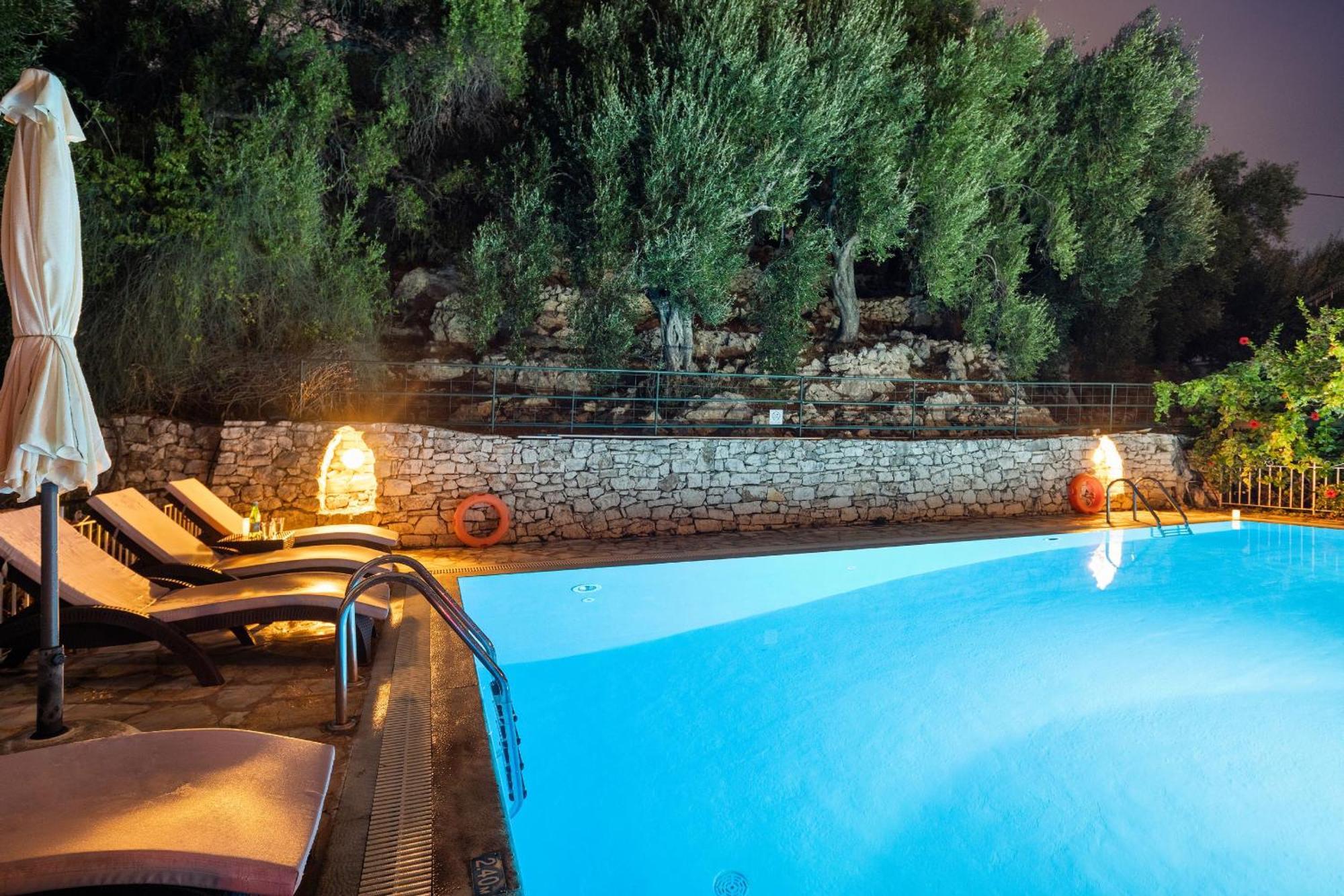 Villa Nafsika Nisaki  Exteriör bild