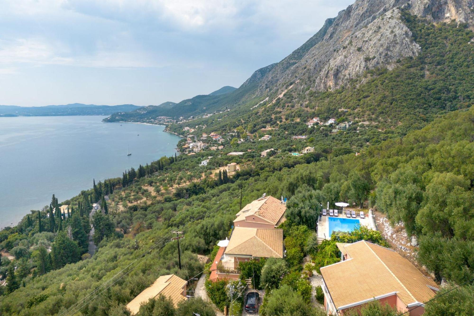 Villa Nafsika Nisaki  Exteriör bild