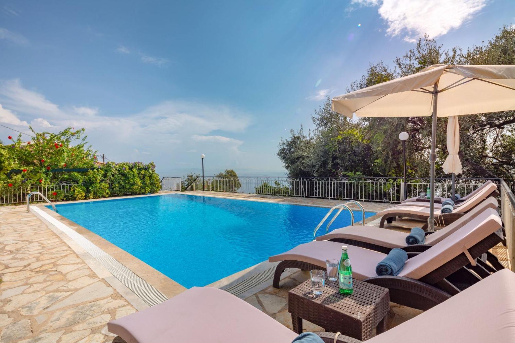 Villa Nafsika Nisaki  Exteriör bild