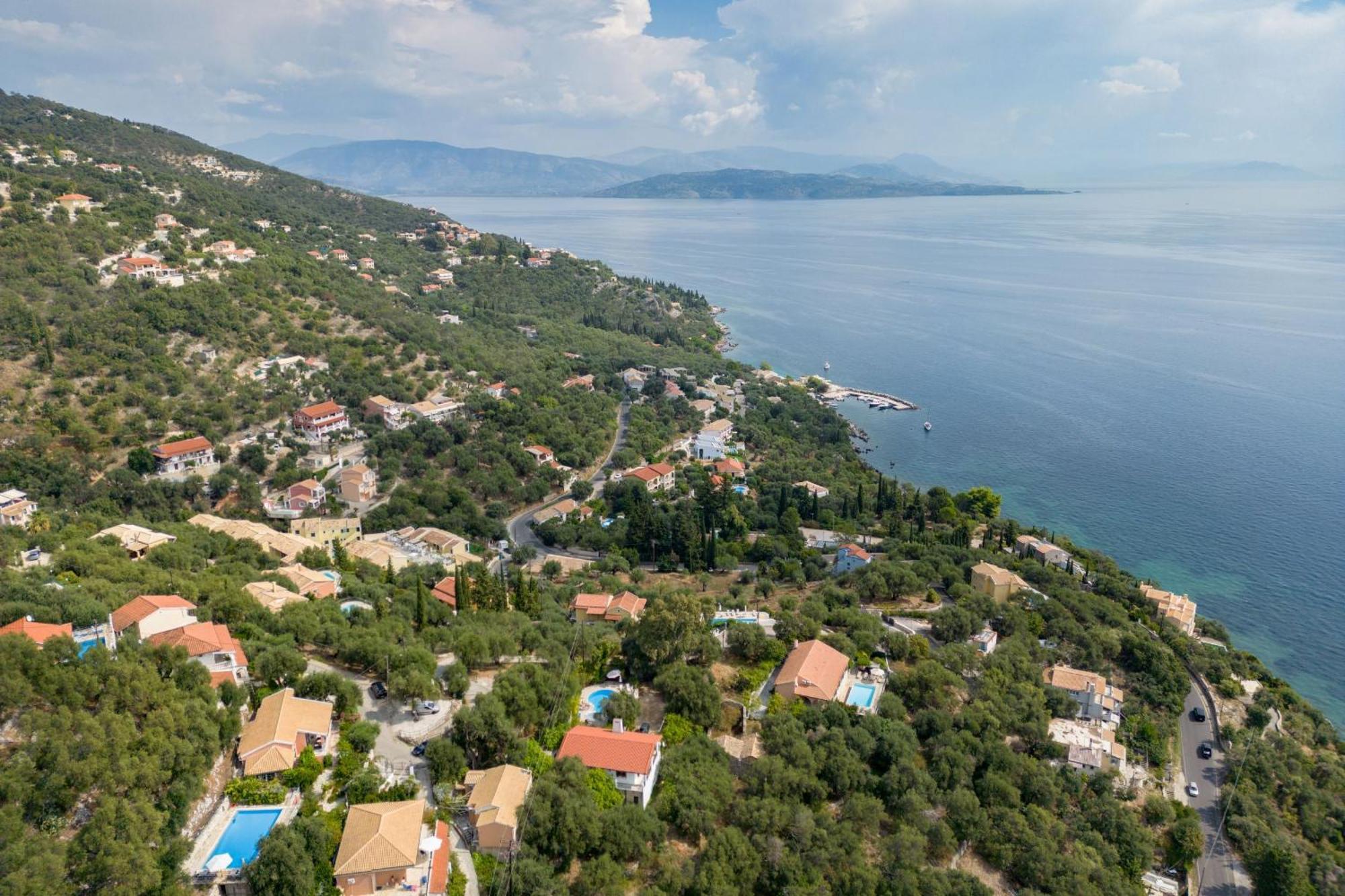 Villa Nafsika Nisaki  Exteriör bild