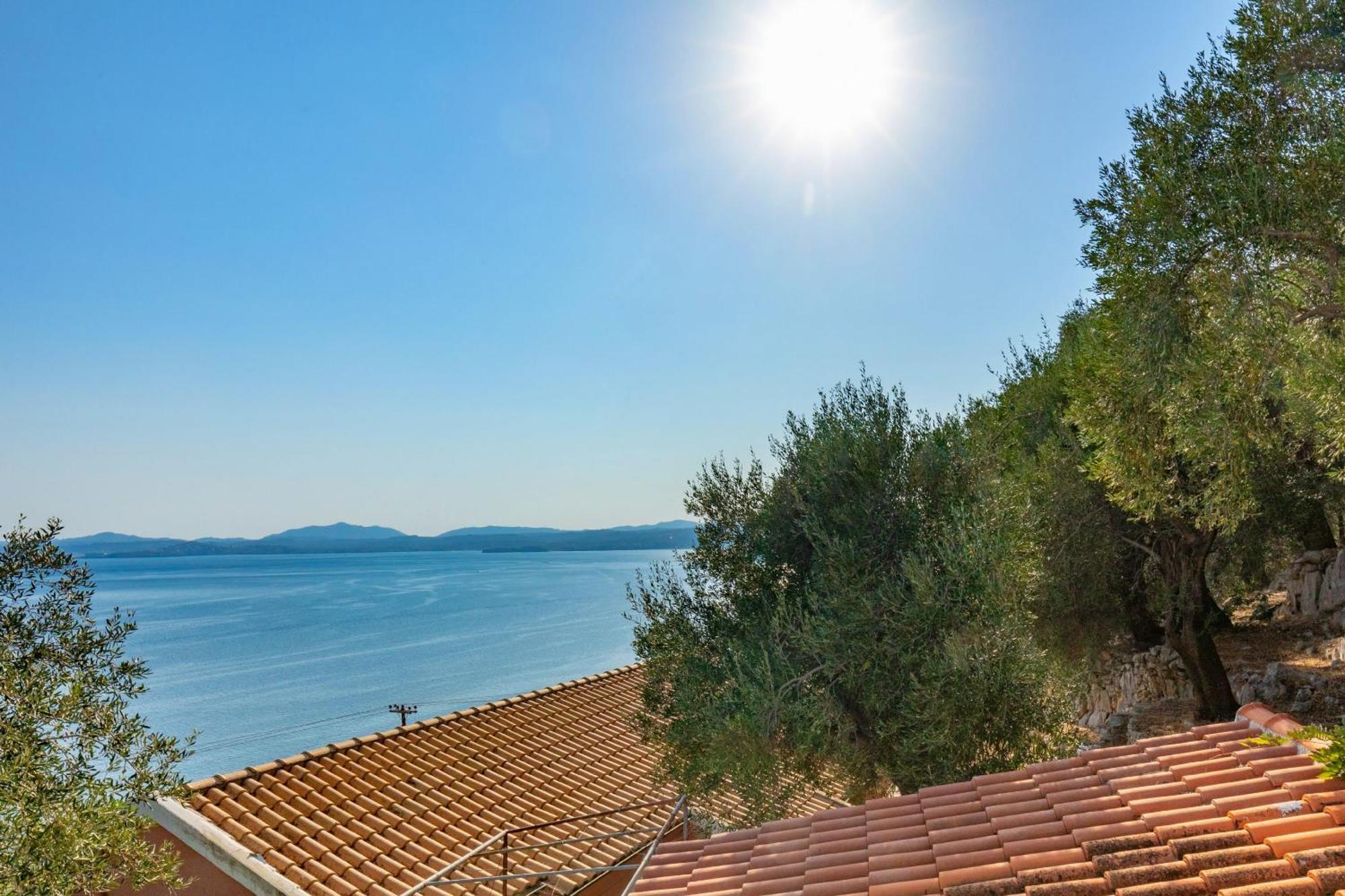 Villa Nafsika Nisaki  Exteriör bild